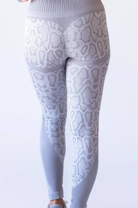 Seamless Yılan Desen Detaylı Toparlayıcı Tayt