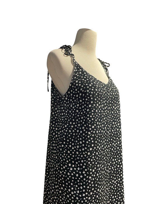 Sarar Siyah Çiçek Desenli Kadın Elbise M