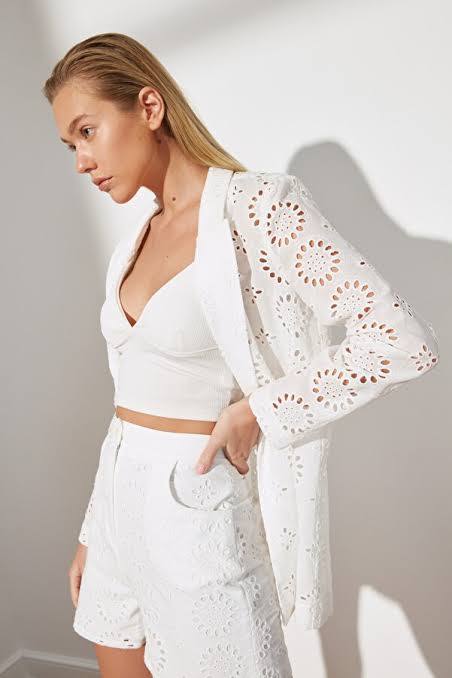 Trendyol Beyaz Kadın Gömlek Ceket M