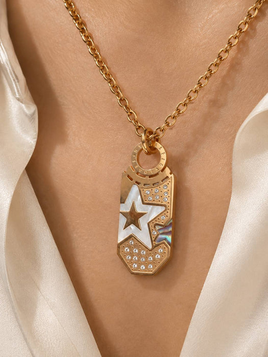 Bvlgari Gold Kadın Kolye